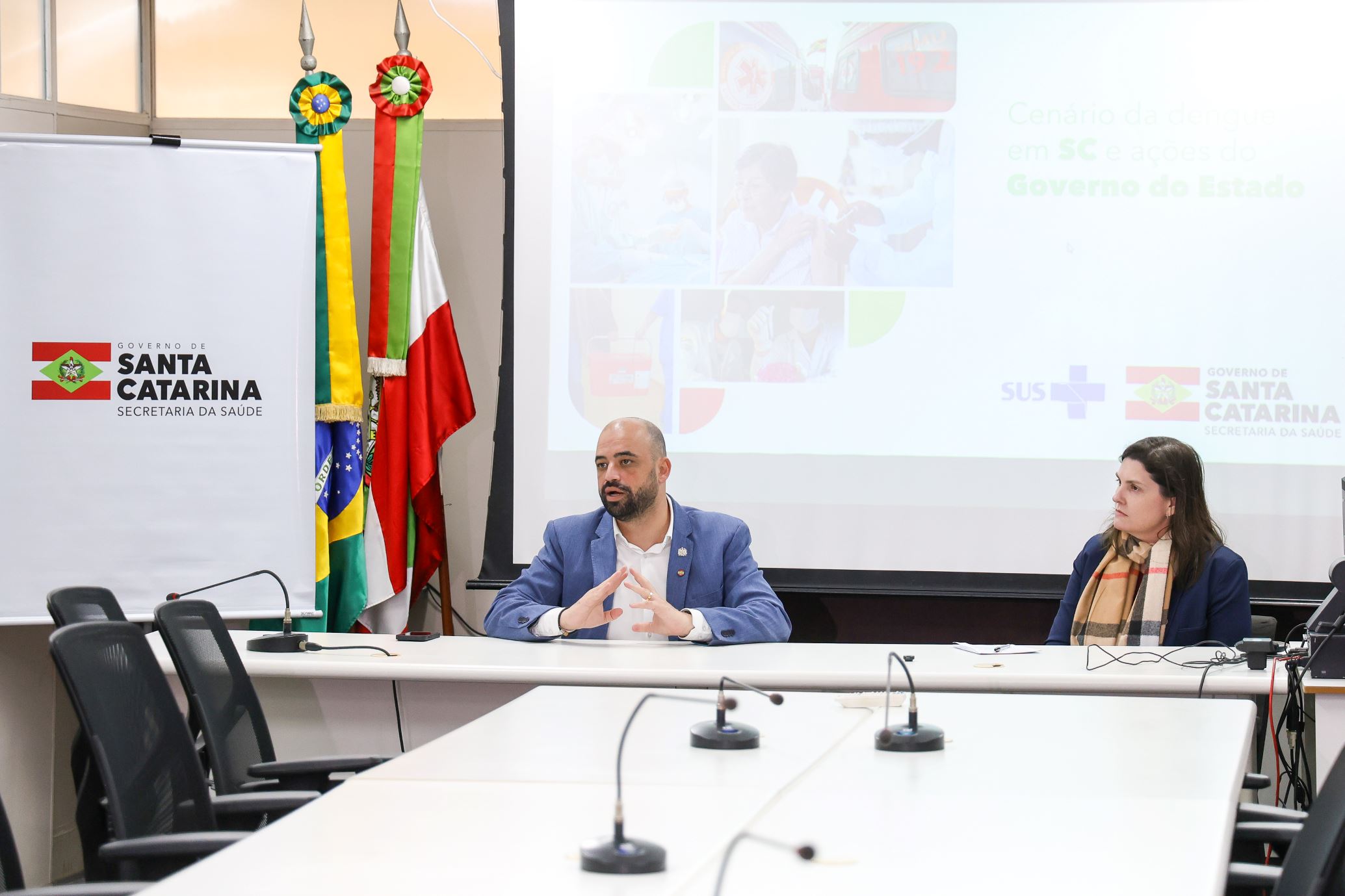 LEO_3074coletiva.jpg