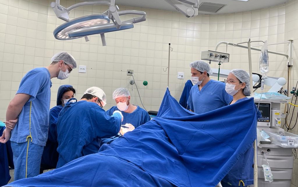 cirurgia_mão_HRSJ.jpeg