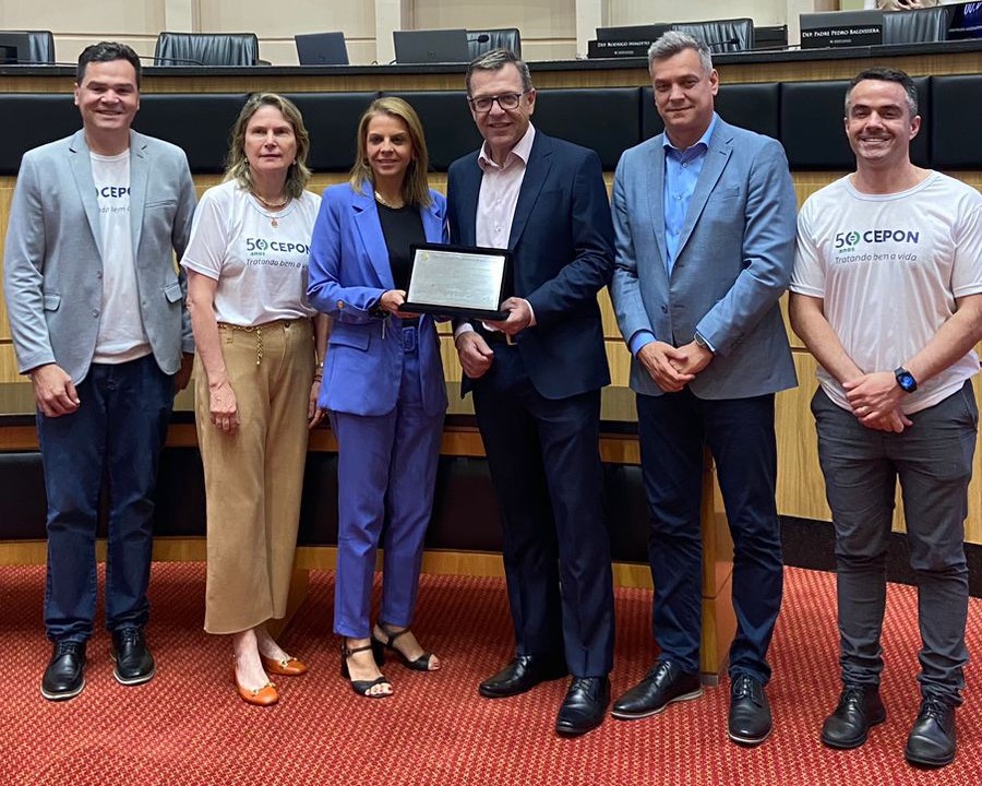 ses cepon mocao aplausos