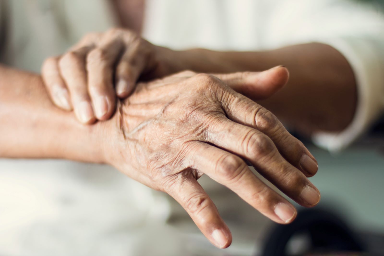 parkinson_freepik.jpg