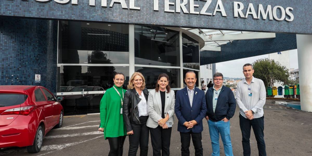 Governador anuncia desativação de caldeira a diesel do Hospital Tereza Ramos em Lages