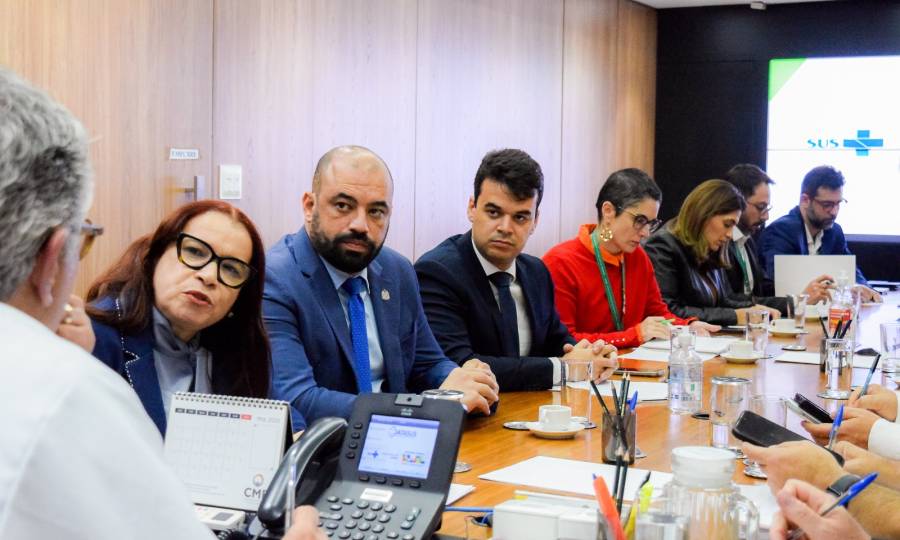 Gestores estaduais discutem pautas para fortalecer o SUS com Ministério da Saúde