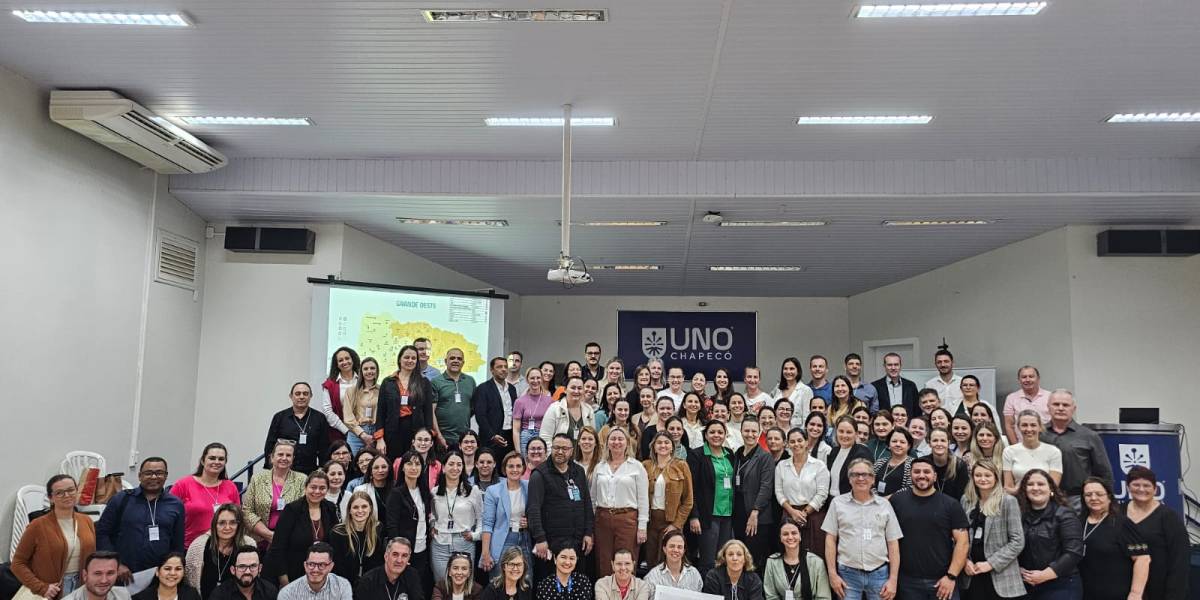 Saúde promove em Chapecó oficina do Planejamento Regional Integrado com foco na Rede Materno Infantil de SC
