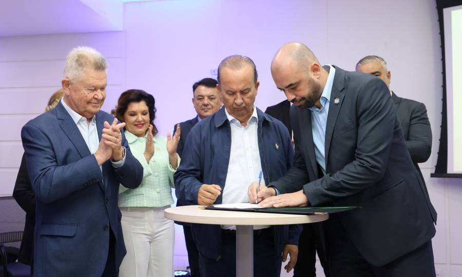 Governo do Estado firma acordo inédito para modernizar a saúde pública com soluções inovadoras e tecnológicas