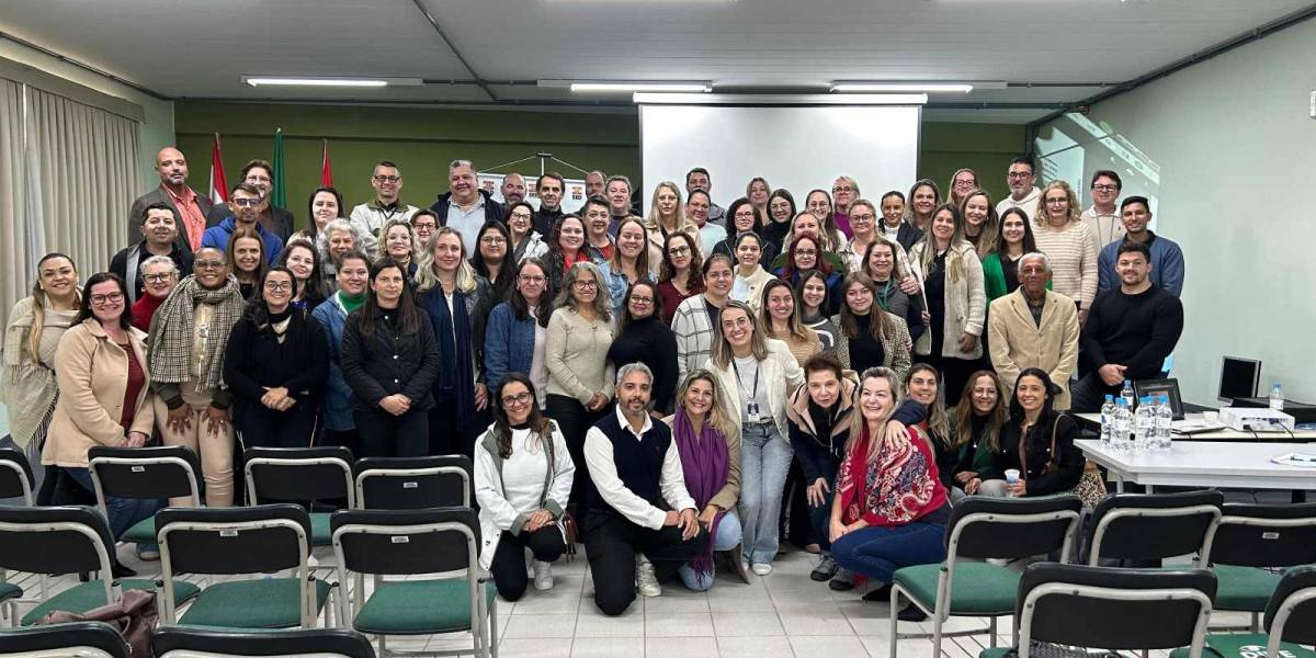 No Médio Vale do Itajaí, Saúde capacita profissionais para investigação de surtos de doenças de transmissão hídrica e alimentar