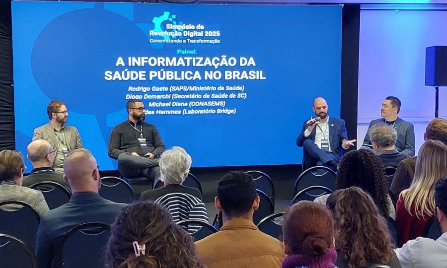 Secretário de Saúde Diogo Demarchi destaca avanços na rede de dados estadual em Simpósio de Revolução Digital