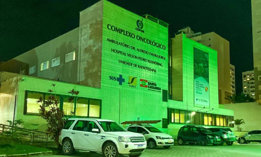 Julho Verde: Saúde SC alerta para do câncer de cabeça e pescoço, com ações no CEPON