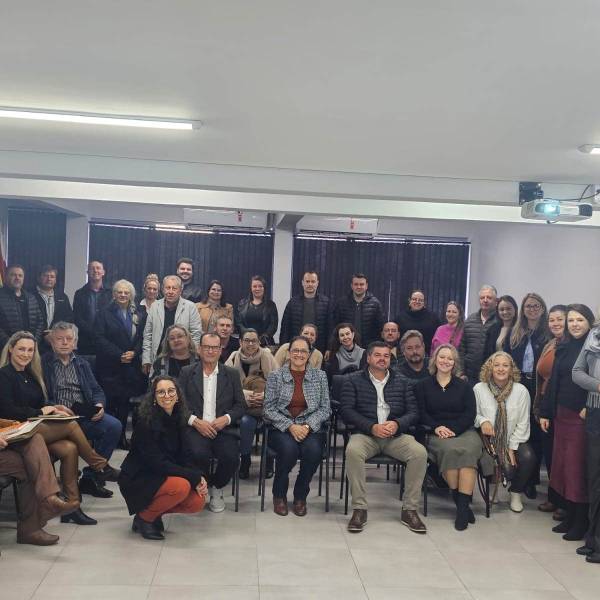 Saúde Estadual reforça compromisso com saúde materno-infantil no Meio-Oeste catarinense