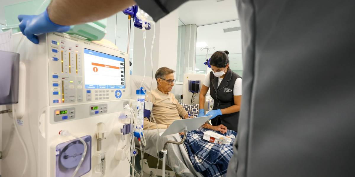 Centro de Alta Complexidade Renal de Florianópolis inicia atendimento com sessões de hemodiálise