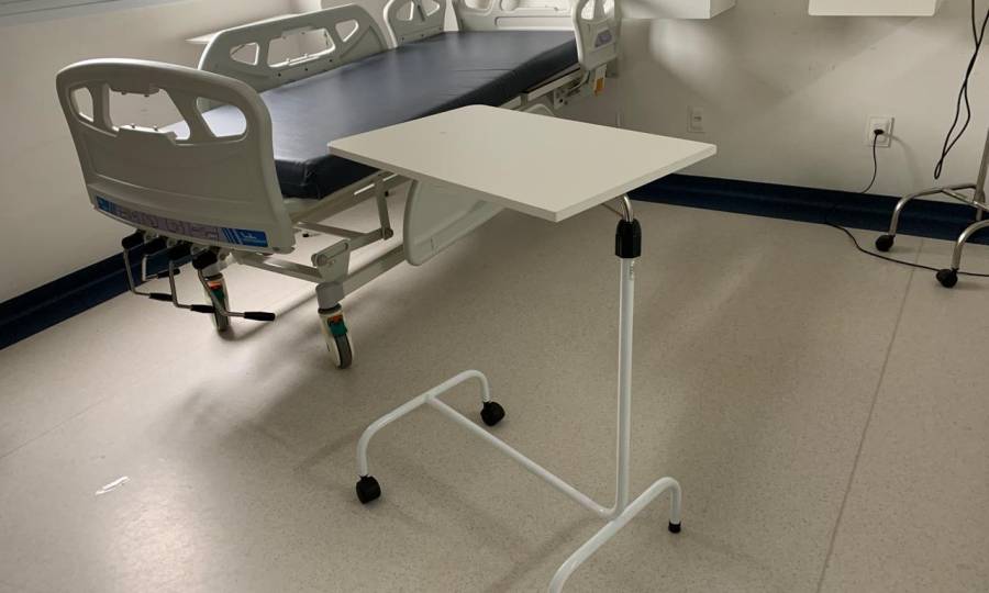 Hospital e Maternidade Tereza Ramos recebe novas mesas de alimentação para melhor atender pacientes