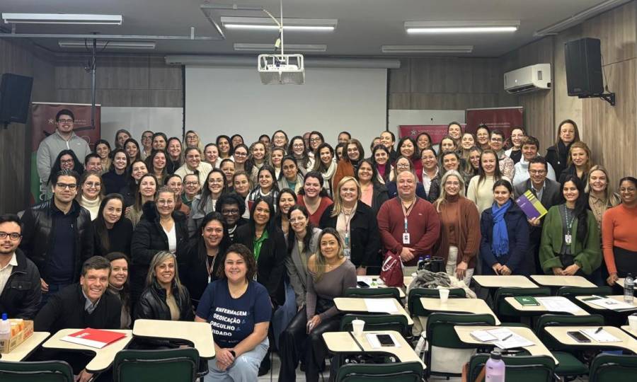 Seminário de capacitação sobre estomias e epidermólise bolhosa reúne mais de 80 profissionais em Criciúma
