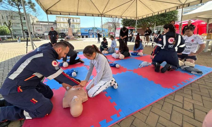 SAMU no Parque leva educação em saúde a estudantes e população em Lages