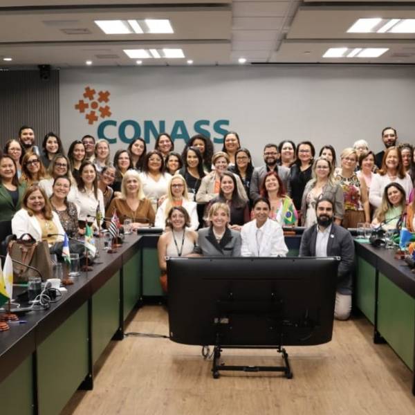 Equipe catarinense discute avanços e desafios da segurança do paciente com profissionais de outros estados