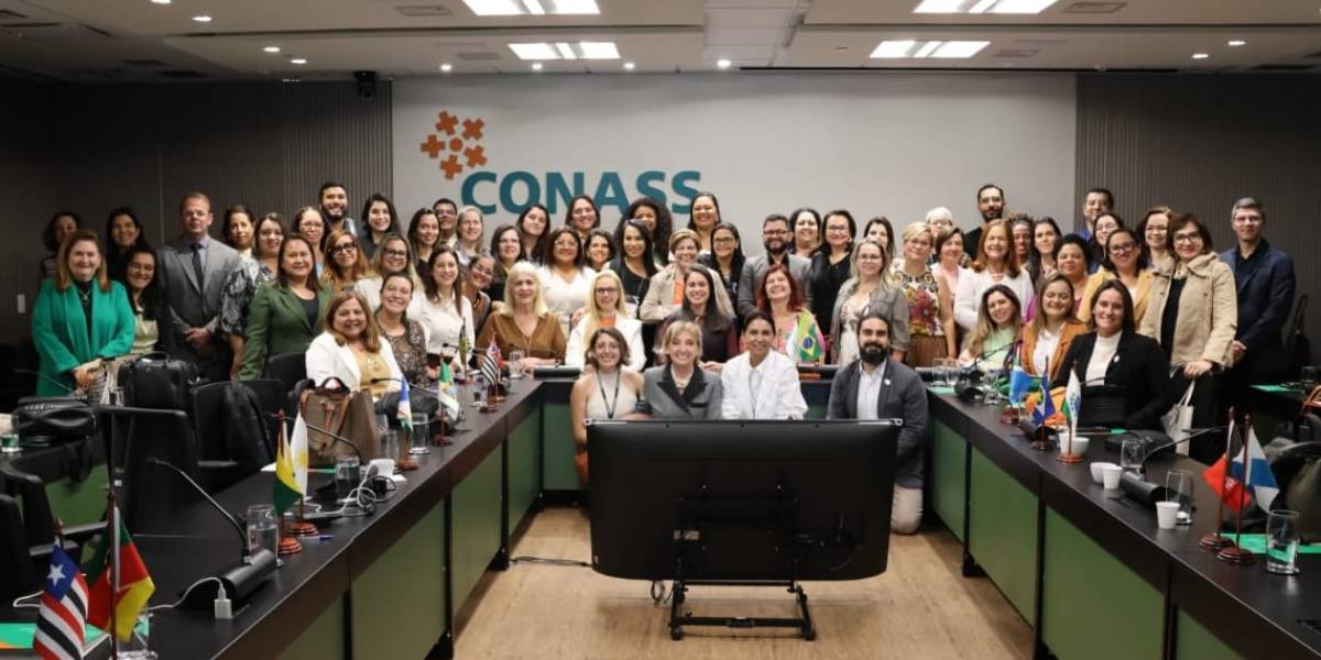 Equipe catarinense discute avanços e desafios da segurança do paciente com profissionais de outros estados