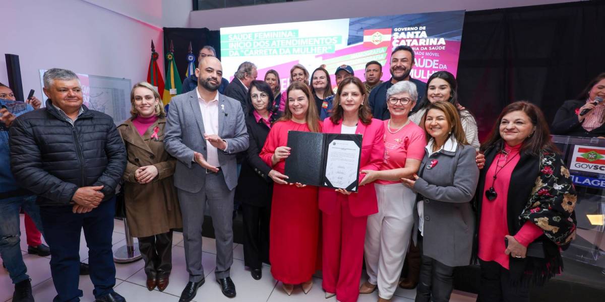 Outubro Rosa: em Lages, Governo do Estado lança carreta da Saúde da Mulher para garantir exames de mamografias e ultrassonografias em SC
