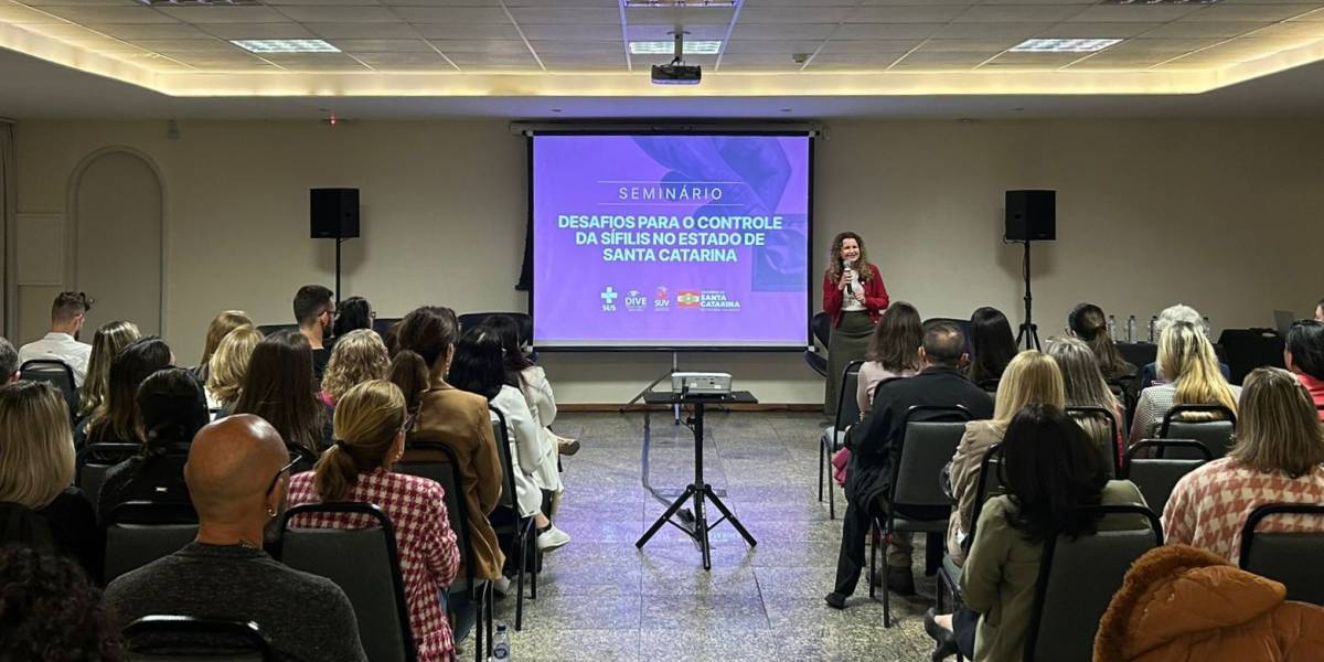 Seminário estadual debate desafios e avanços no controle da sífilis em Santa Catarina
