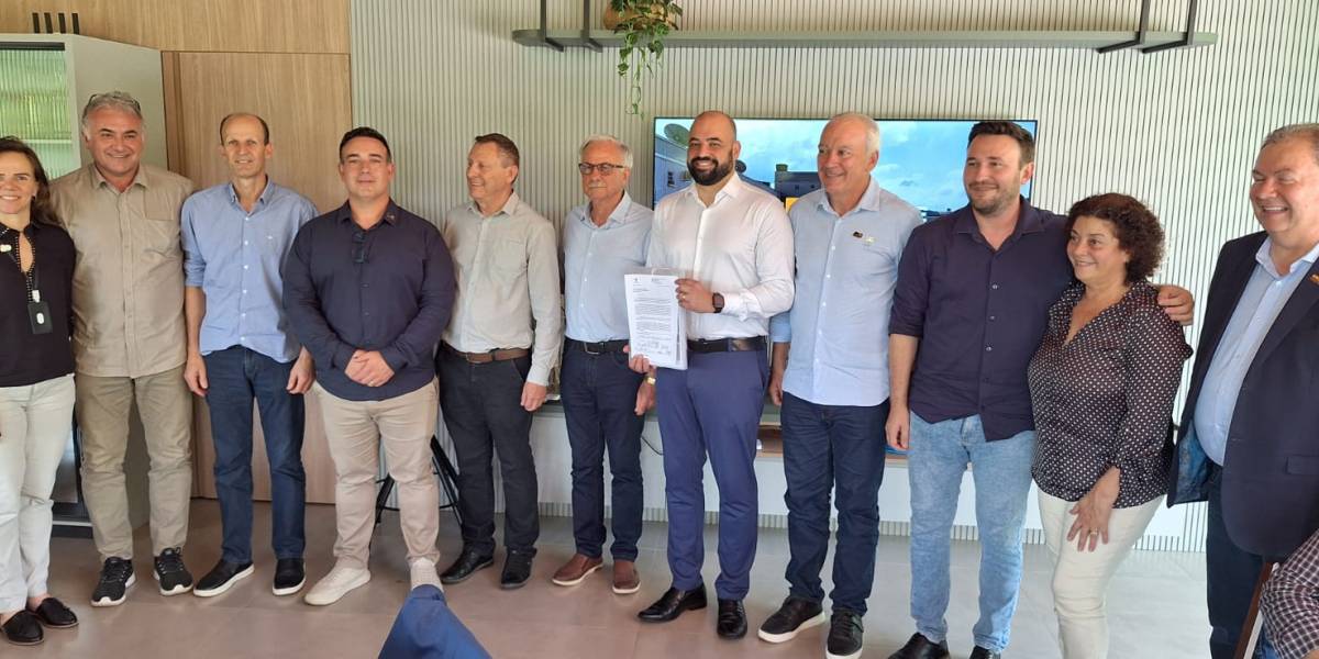 Secretário da Saúde faz visita técnica ao Hospital João Berthier, em São Carlos, para analisar melhorias 