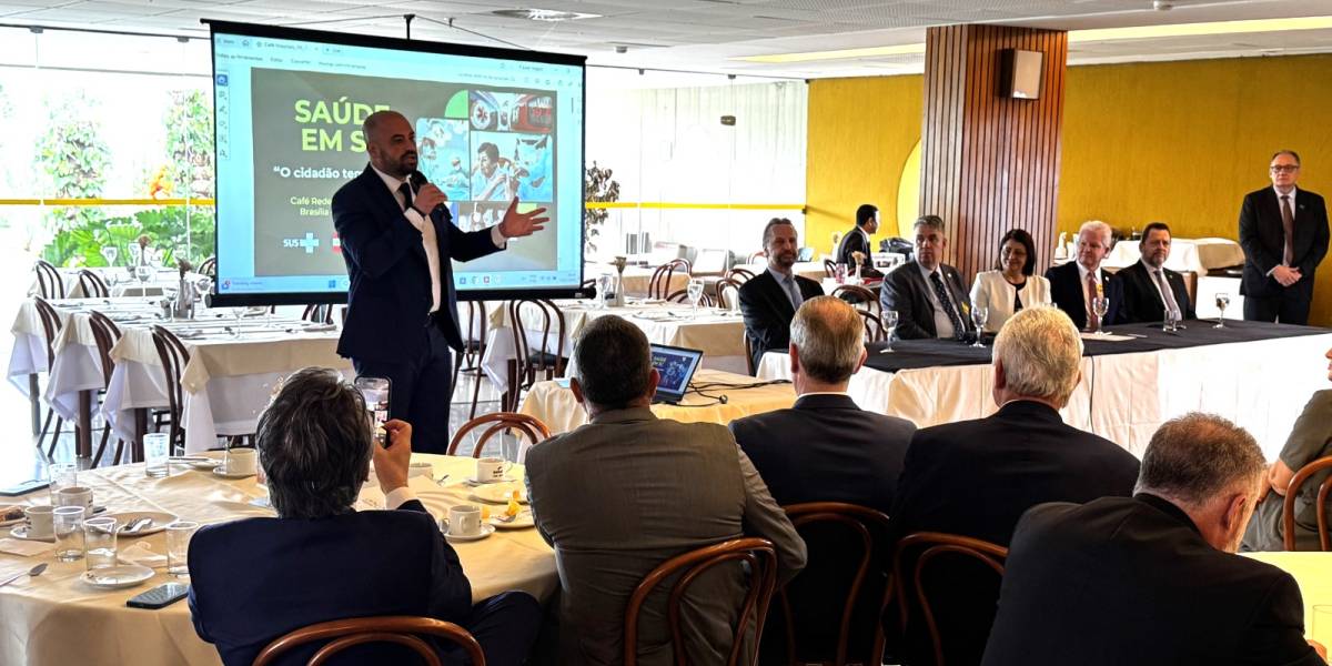 Governo de Santa Catarina reforça diálogo com hospitais privados e filantrópicos em evento em Brasília