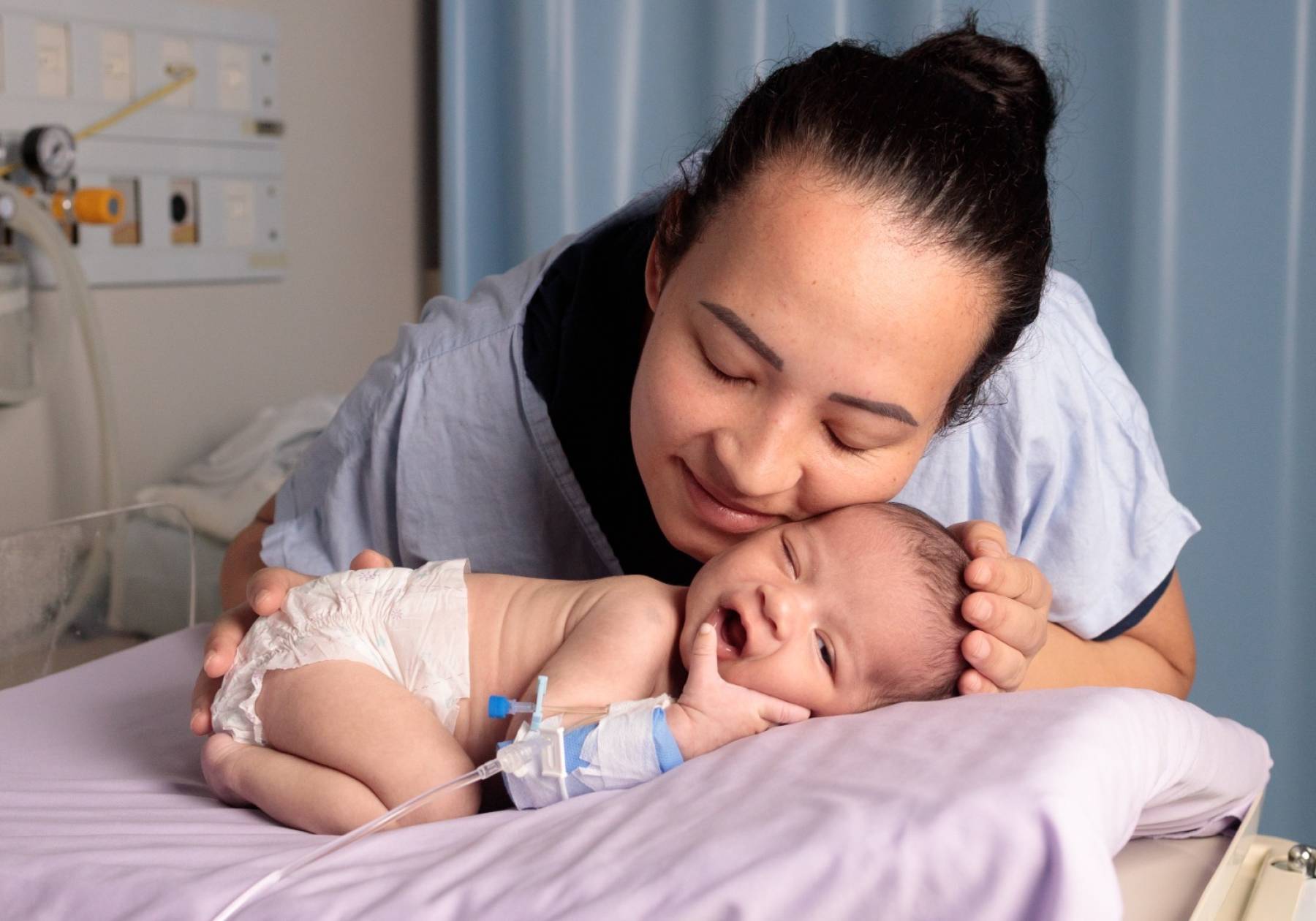 Hospital Infantil de Joinville realiza ensaio fotográfico em referência à prematuridade