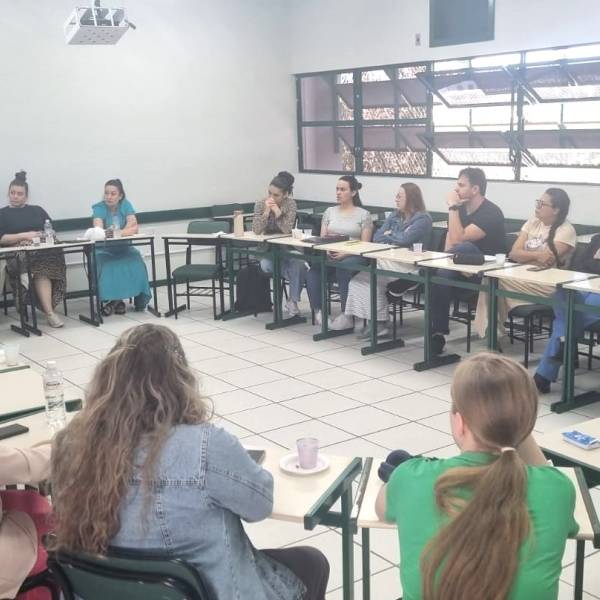 SC reforça políticas de saúde mental em terceiro encontro do Nós na Rede