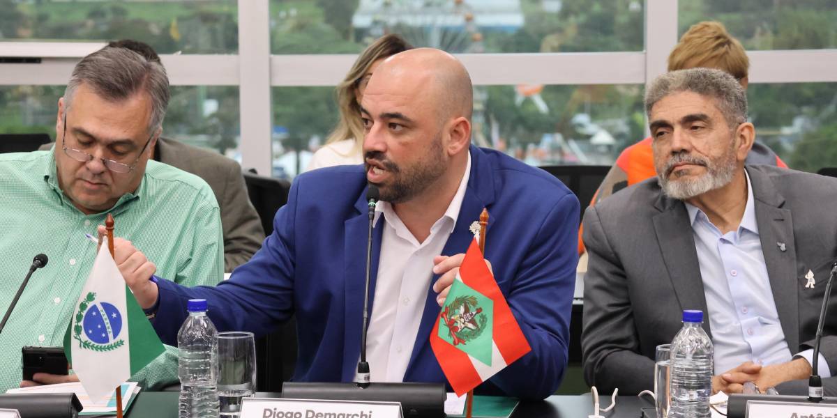 Secretário de Estado da Saúde participa da 11ª Assembleia do Conass em Brasília