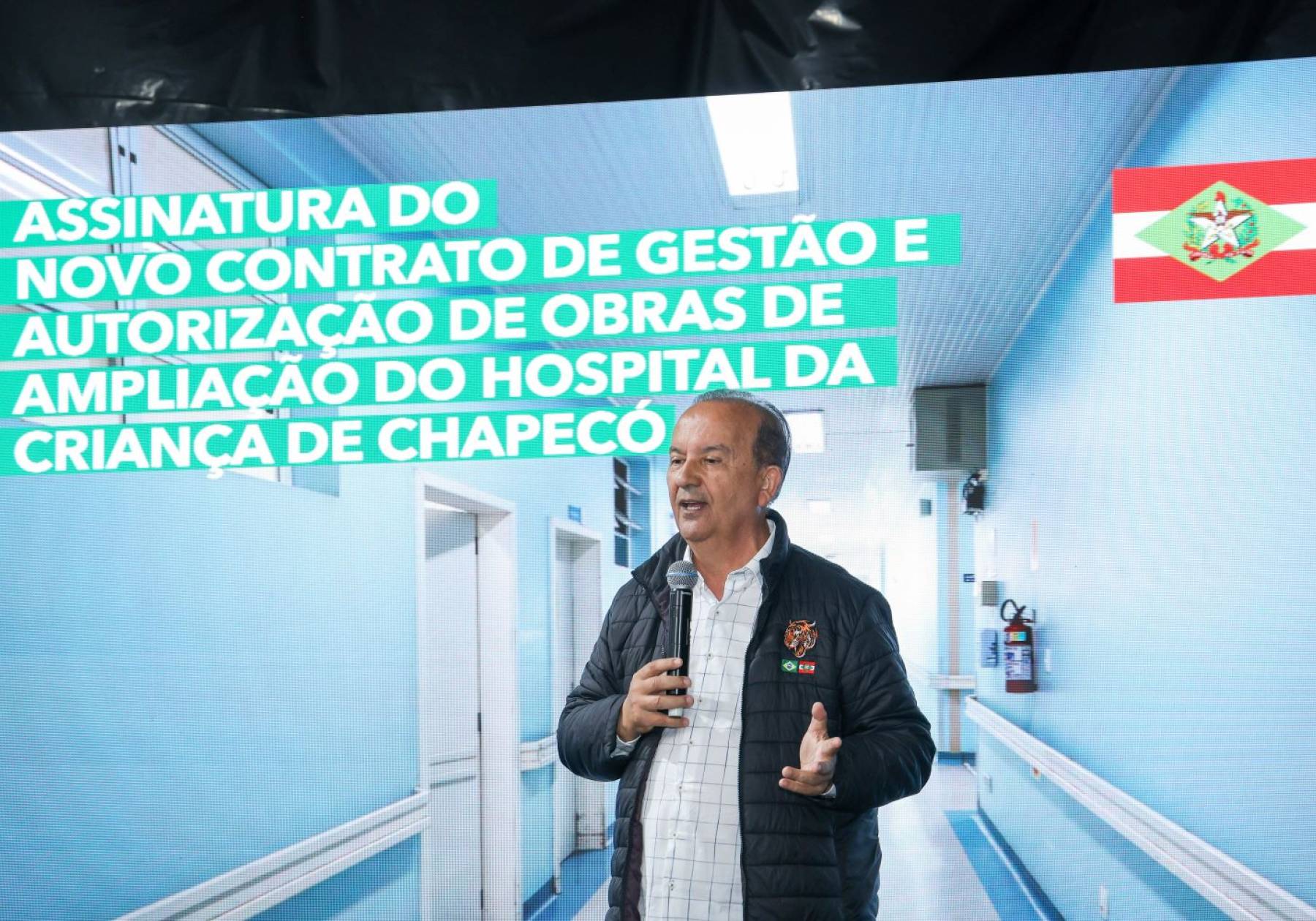 Jorginho Mello autoriza ampliação do Hospital da Criança e assina contrato de gestão da unidade em Chapecó