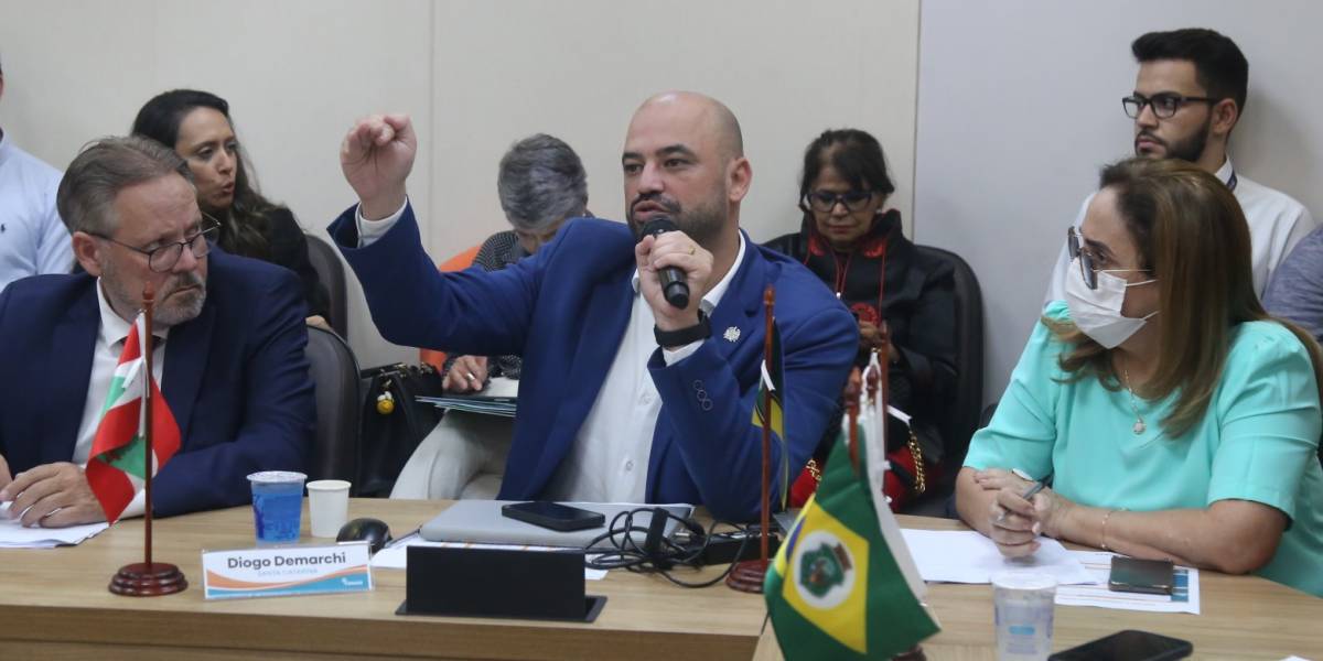 Secretário de Saúde participa da primeira assembleia do Conass em 2026 no Rio de Janeiro