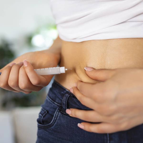 Saúde SC alerta sobre uso irregular de canetas emagrecedoras e riscos à saúde