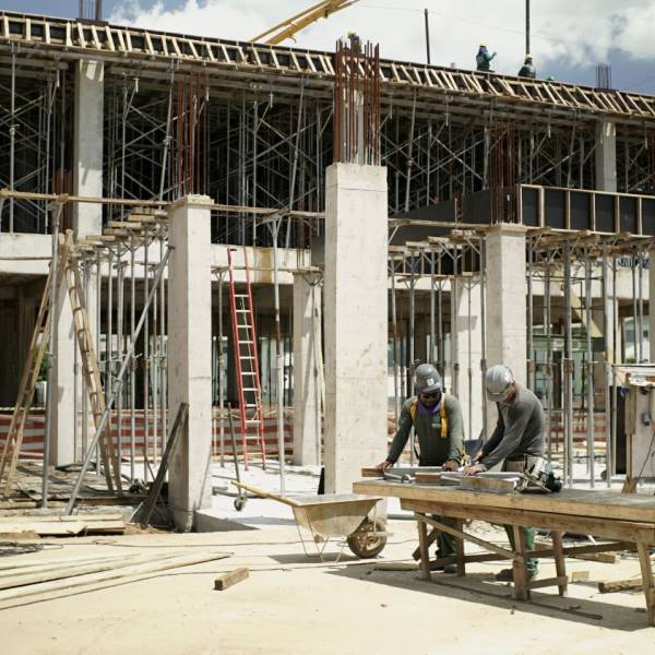 Saúde em Obras: Hospital Regional de Palhoça avança com equipes atuando simultaneamente
