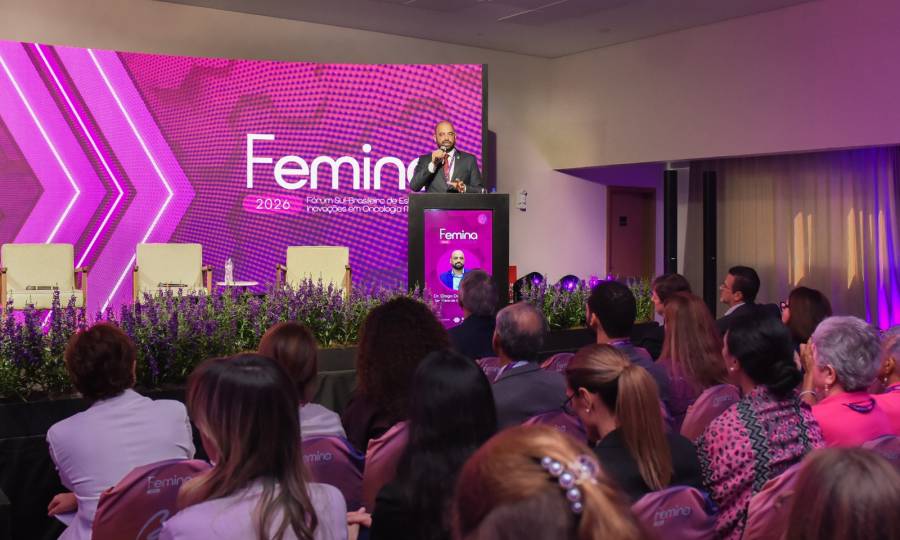 Saúde SC destaca ampliação de serviços no enfrentamento ao câncer no Fórum Sul-Brasileiro de Oncologia Mamária 