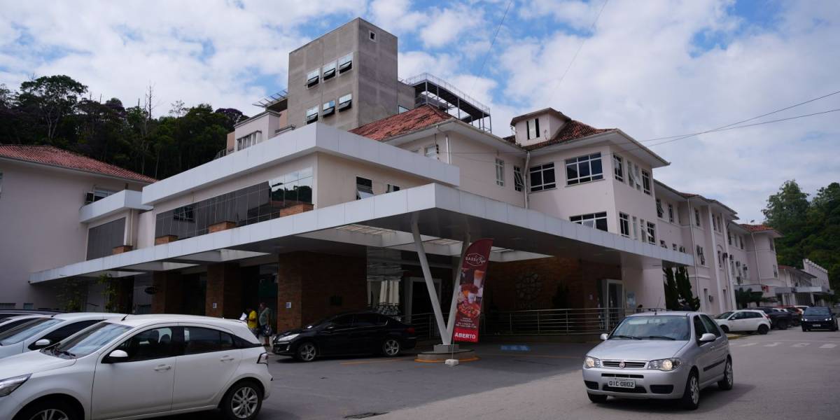 Governo do Estado avança na construção da nova Torre do Hospital Azambuja em Brusque