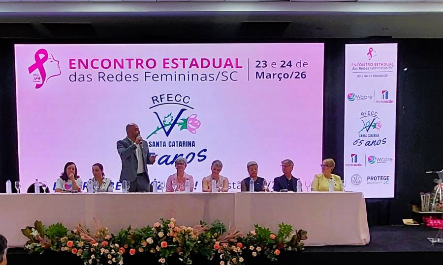 Saúde SC destaca avanços na oncologia durante o Encontro Estadual das Redes Femininas de Combate ao Câncer