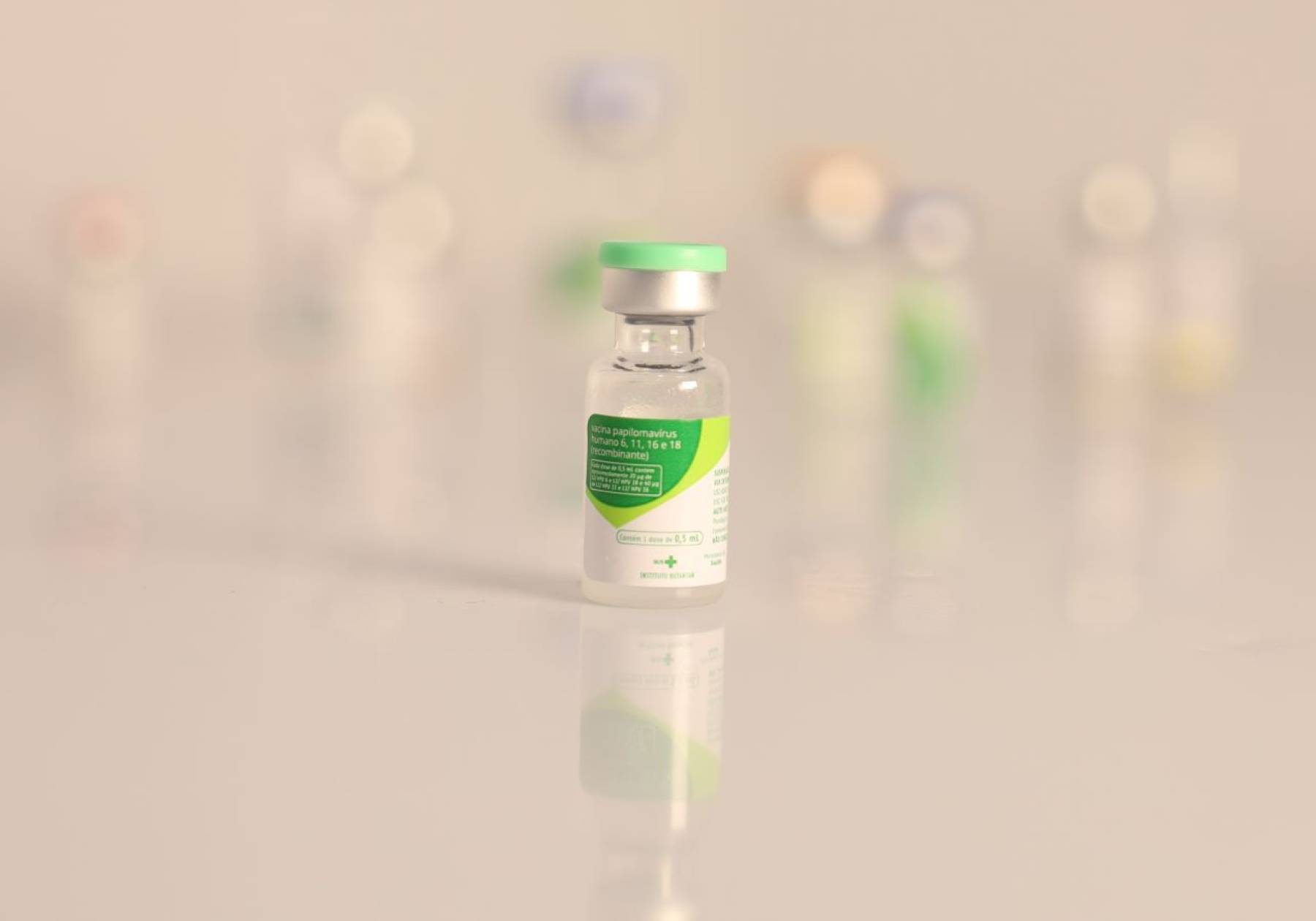 Estado reforça importância da vacinação e do diagnóstico precoce contra o câncer de colo do útero