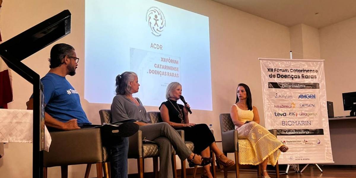 Secretaria de Estado da Saúde participa do Fórum Catarinense de Doenças Raras e reforça compromisso com políticas públicas 