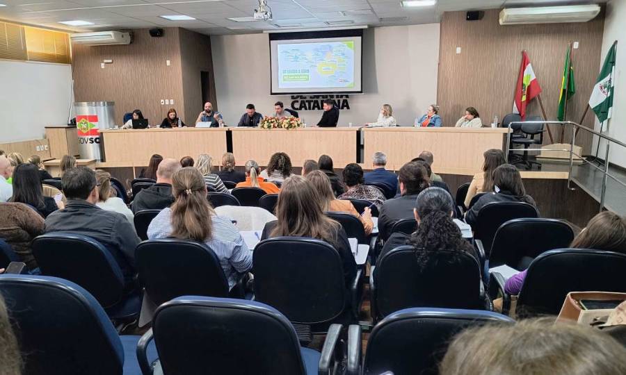 Saúde Estadual fortalece rede de assistência no segundo dia de roteiro no Grande Oeste 