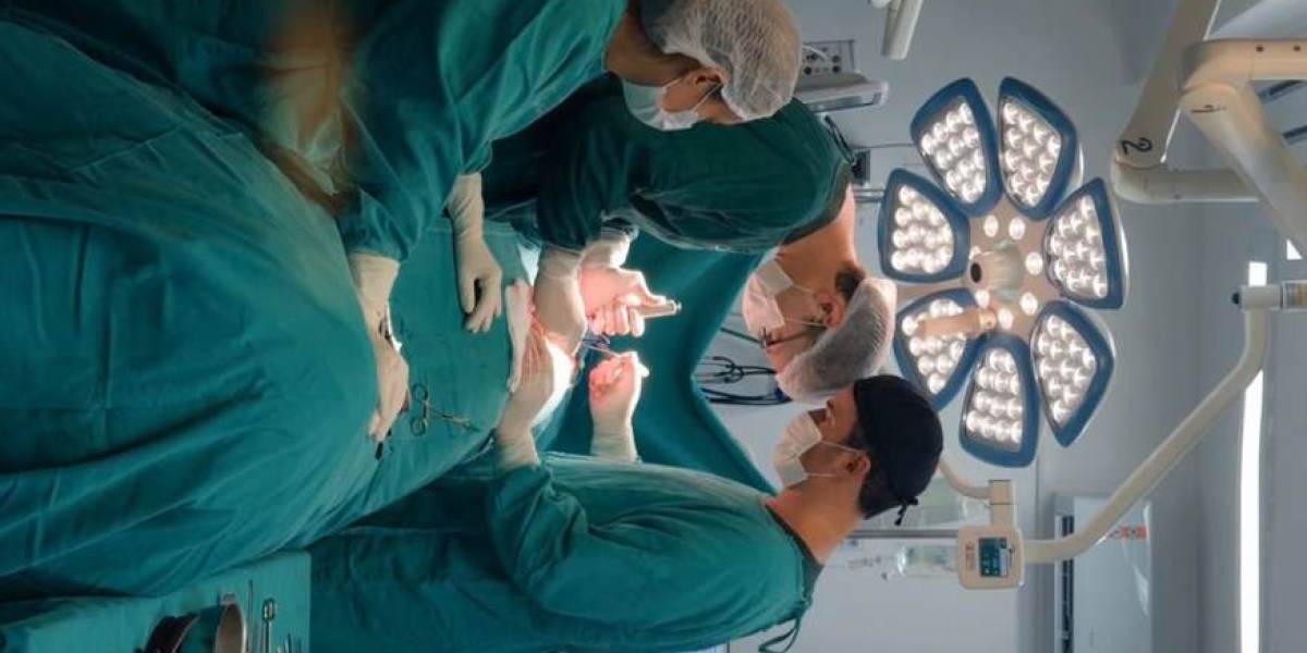 Estado fortalece assistência pediátrica com primeira cirurgia de coluna no Hospital Pequeno Anjo em Itajaí