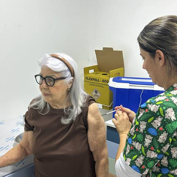 SC entra na última semana de campanha de vacinação contra a gripe com apenas um município acima da meta
