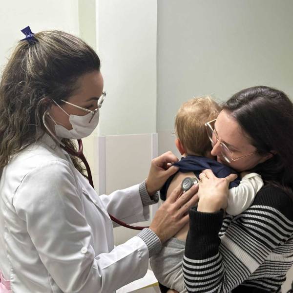 Hospital Infantil de Florianópolis registra alta superior a 50% nos casos de doenças respiratórias na Emergência