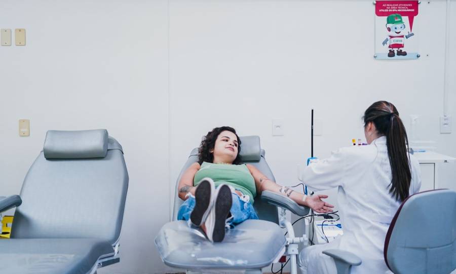 Junho Vermelho: HEMOSC convida população a unir paixão por futebol e doação de sangue
