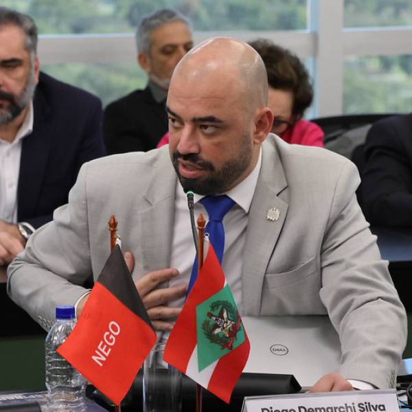 Secretário de SC destaca fortalecimento das políticas públicas de saúde em Assembleia do Conass