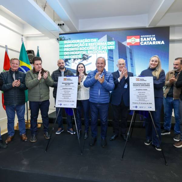 Em Chapecó, Jorginho Mello entrega novos leitos de UTI, ampliação, ressonância magnética e cobertura do Hospital Regional do Oeste e anuncia habilitação estadual