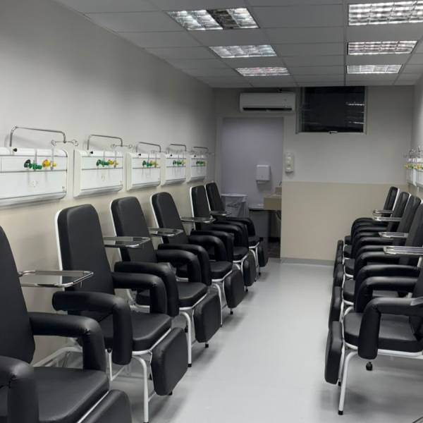 Hospital Regional de São José entrega nova Sala de Medicação para pacientes da Emergência